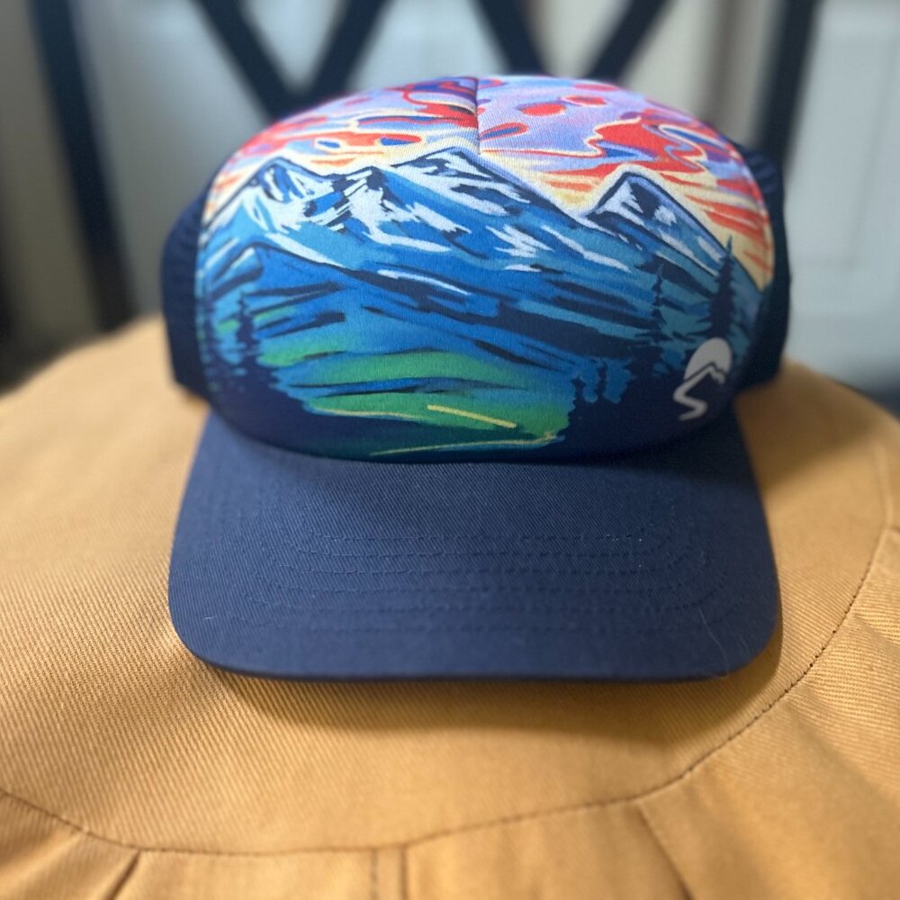 NWT Sunday Afternoon Artist Series women's trucker hat - Picture 2 of 4